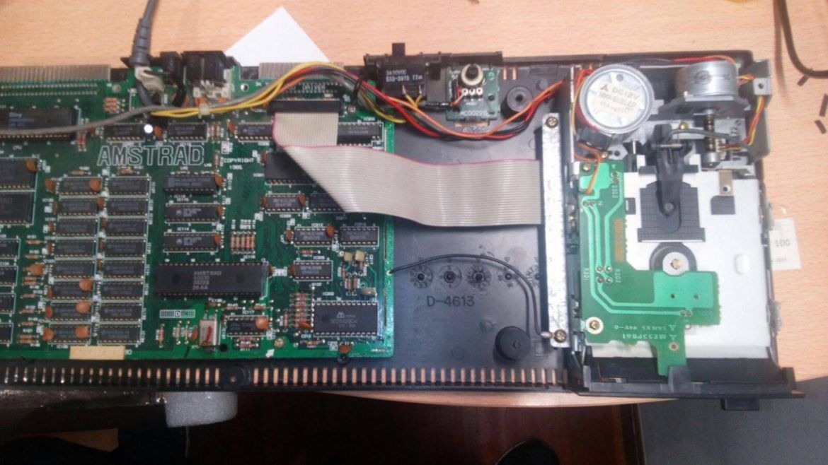 Reparación Amstrad CPC 6128