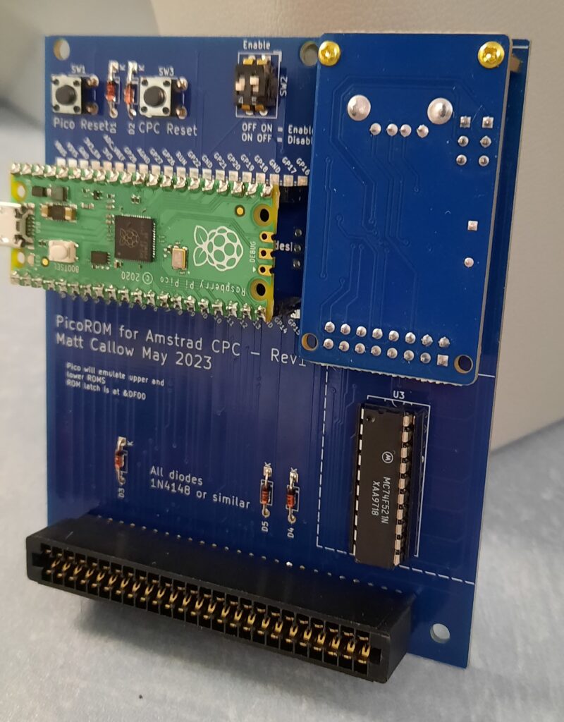 Raspberry Pi Pico convertida en un emulador de ROM de Amstrad CPC 3