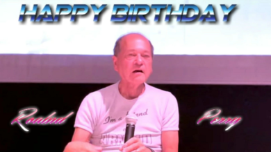 Roland Perry cumple 71 años 27