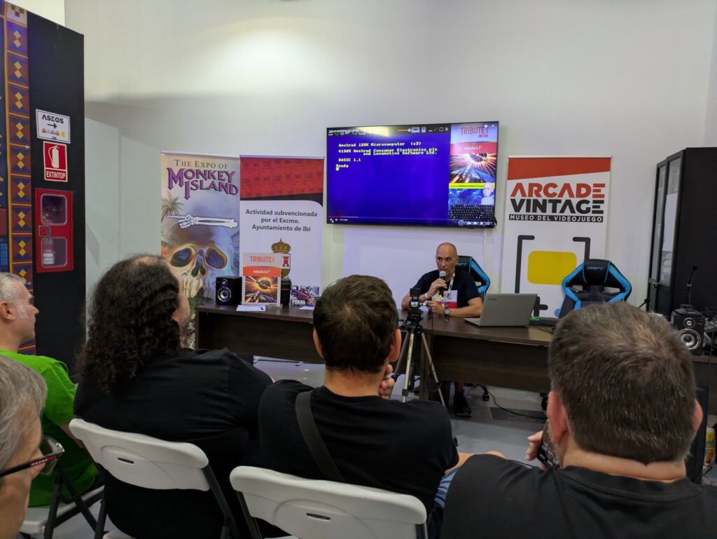 Presentación de Assault para Amstrad CPC en el Museo Arcade Vintage de Ibi 3 Presentación de Assault para Amstrad CPC en el Museo Arcade Vintage de Ibi 3
